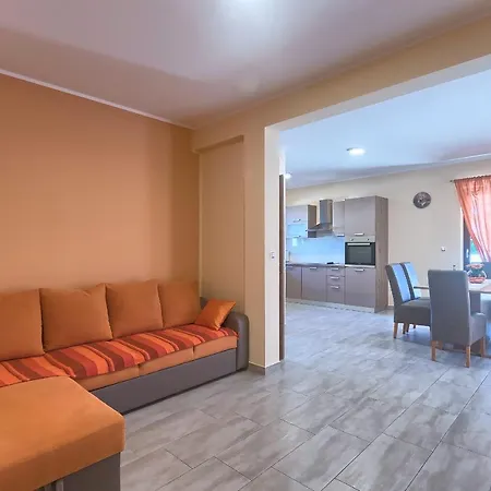 Amber Villa *