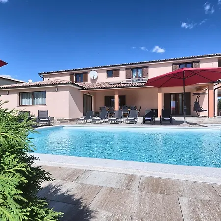 Amber Villa Barban