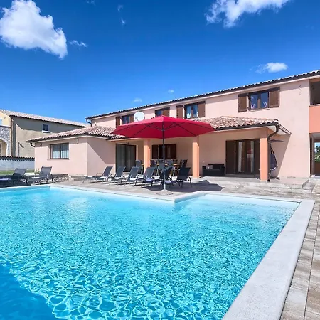 Amber Villa